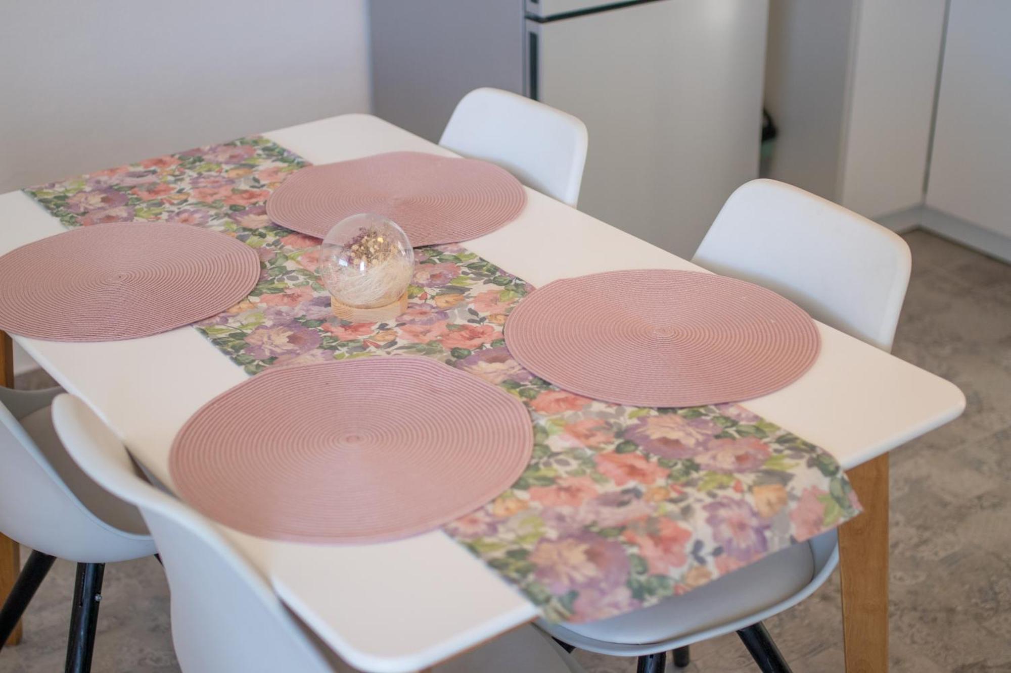 Apartments Flowers Кърк Екстериор снимка